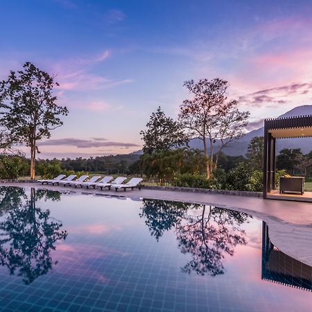 Chatrium Golf Resort Soi Dao Chanthaburi Ban Thap Sai Exterior photo