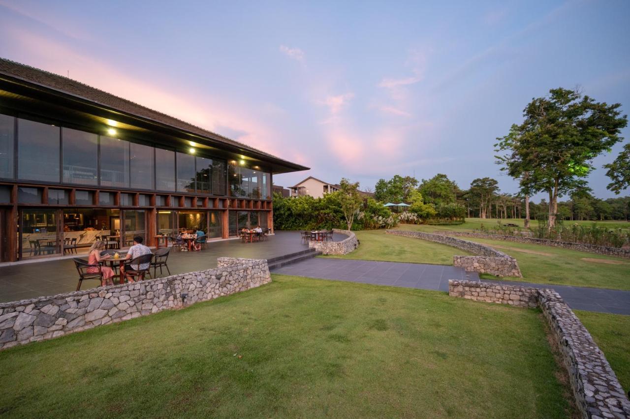 Chatrium Golf Resort Soi Dao Chanthaburi Ban Thap Sai Exterior photo