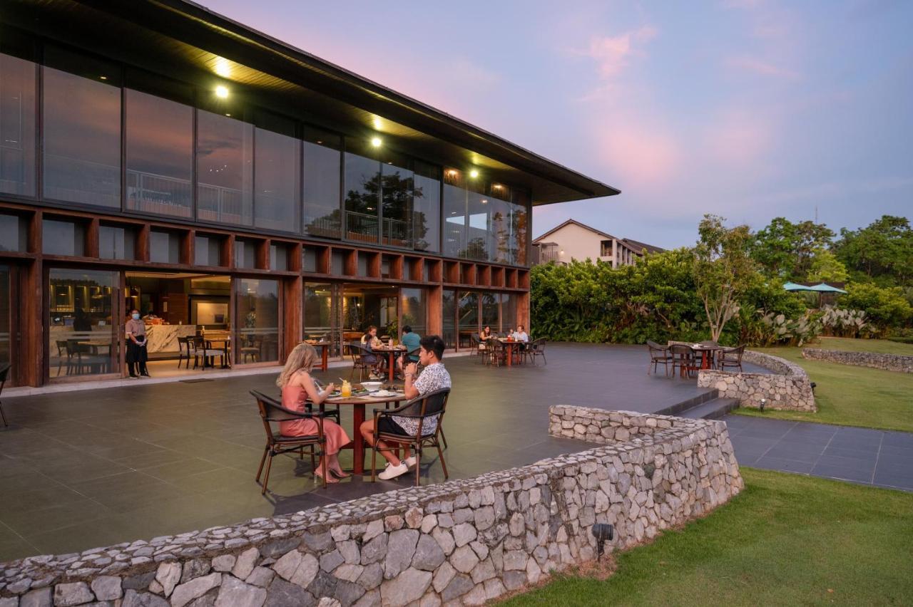 Chatrium Golf Resort Soi Dao Chanthaburi Ban Thap Sai Exterior photo