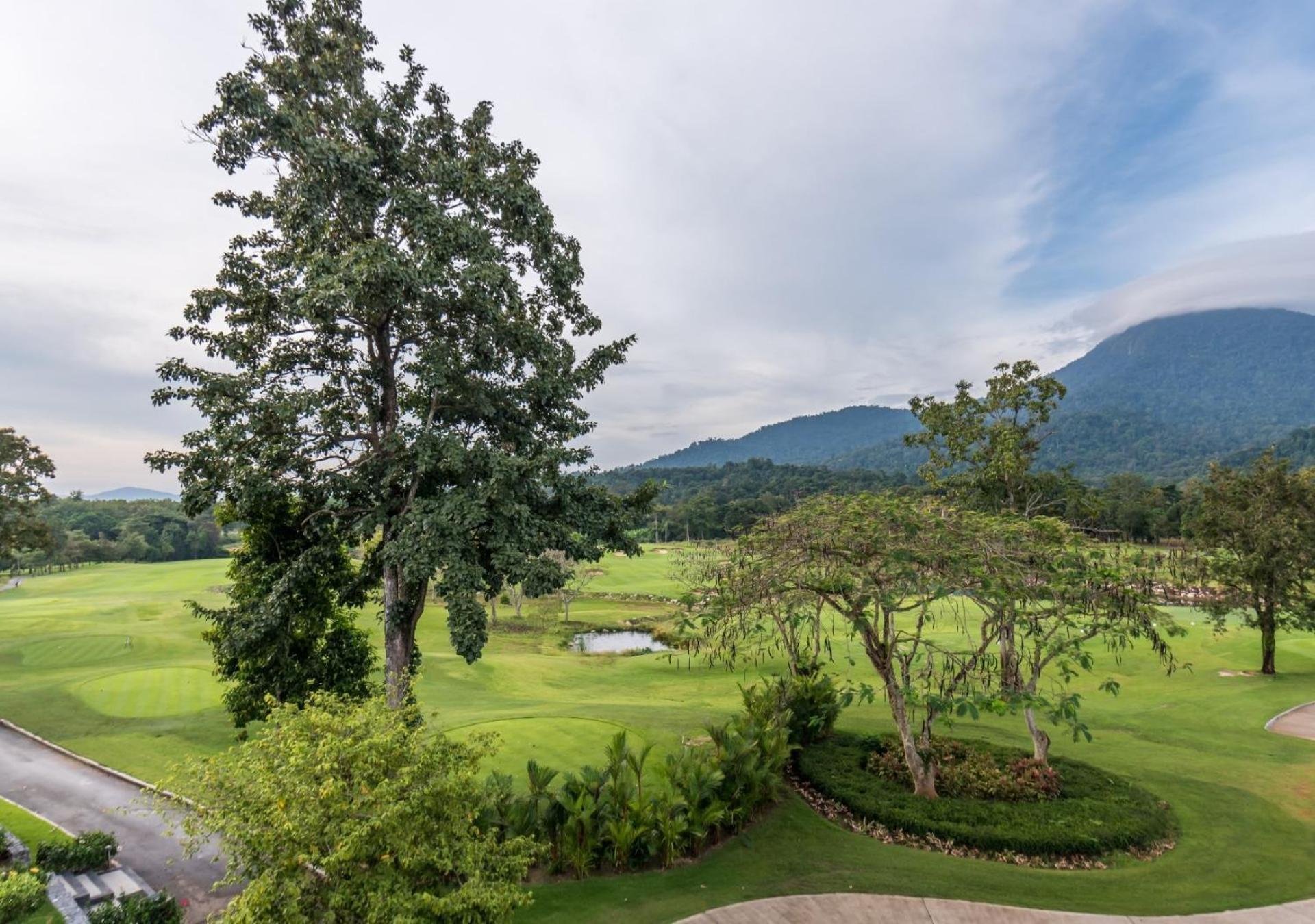 Chatrium Golf Resort Soi Dao Chanthaburi Ban Thap Sai Exterior photo